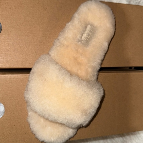 UGG WOMEN’s Fluff Slide II - Picture 2 of 2